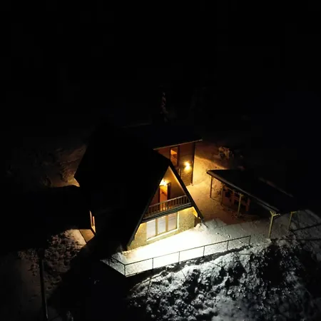 Suvo Vrelo Sa Unutrasnjim Bazenom I Saunom Villa