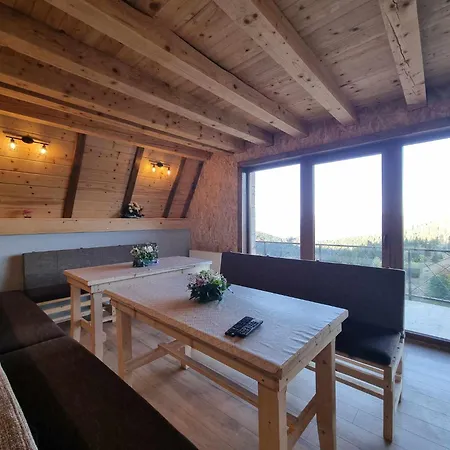 Suvo Vrelo Sa Unutrasnjim Bazenom I Saunom Villa Jahorina