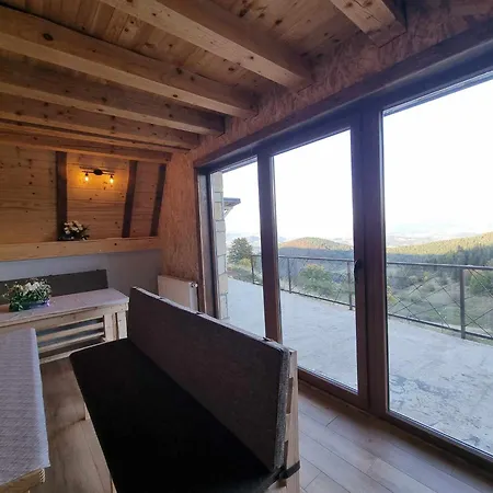 Suvo Vrelo Sa Unutrasnjim Bazenom I Saunom 빌라