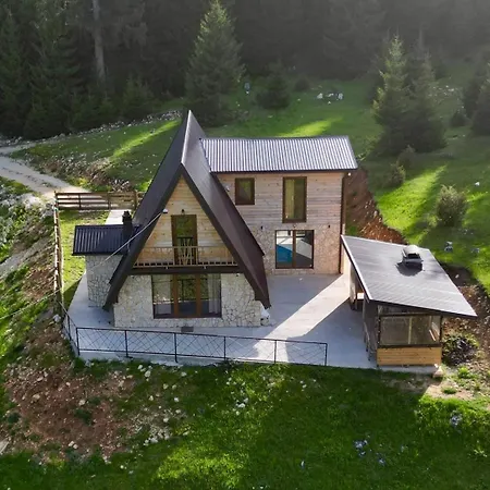 Villa Suvo Vrelo Sa Unutrasnjim Bazenom I Saunom